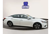 $14995 : Nissan Altima 2020 2.5 SV 4d thumbnail