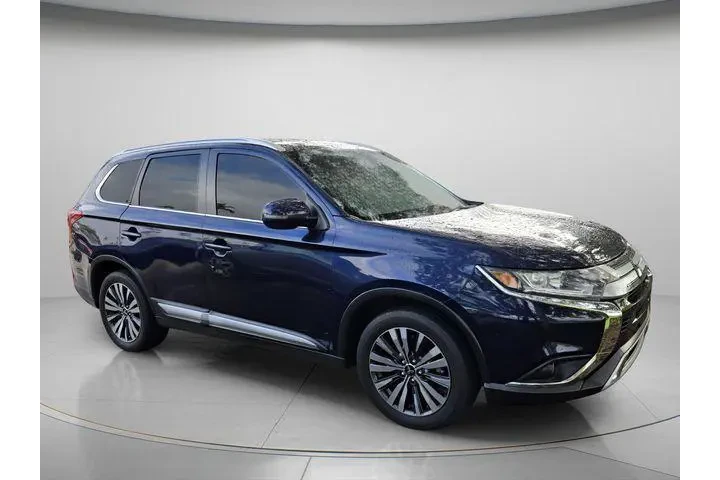 $13477 : Mitsubishi Outlander 2020 SE image 4