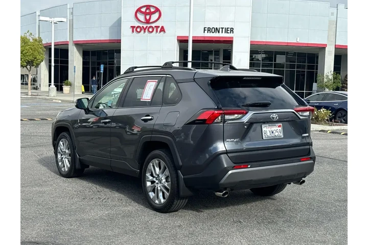 $27870 : Toyota RAV4 2019 Limited 4dr image 5