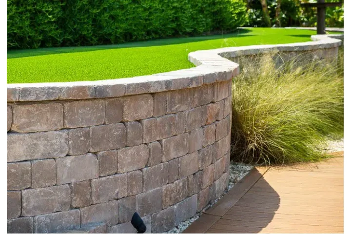 Bacilio Landscaping Services image 5