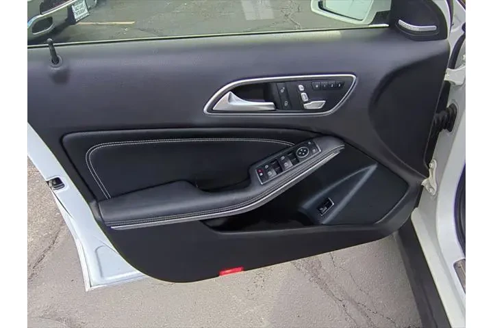 $22999 : Mercedes-Benz GLA 2019 AWD G image 9