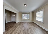 $2500 : SINGLE FAMILY HOME thumbnail