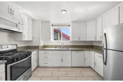 $1950 : 2 Bedroom Apt In Koreatown, LA thumbnail