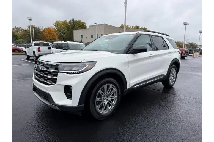 $40000 : Ford Explorer 2025 AWD Activ image 4