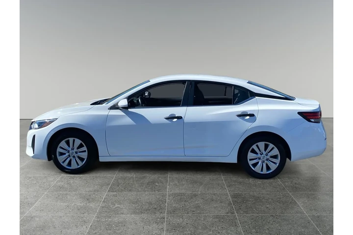 $25870 : Nissan Sentra 2024 S 4dr Sed image 2