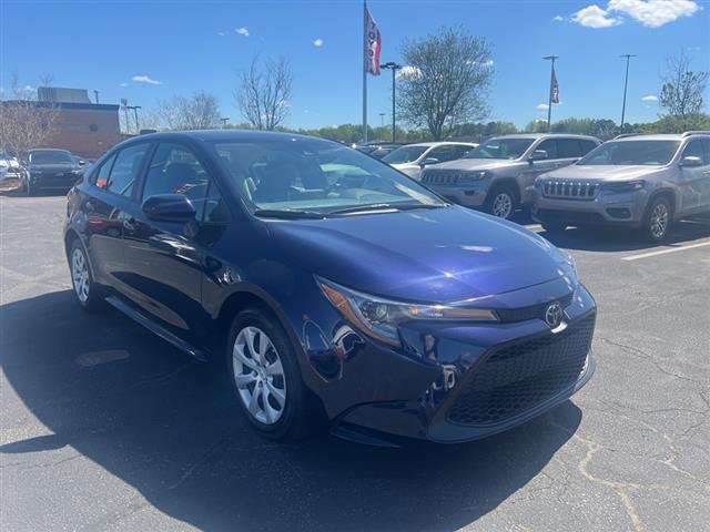 $20990 : PRE-OWNED 2021 TOYOTA COROLLA image 1