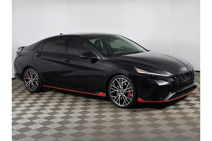 $23995 : Hyundai ELANTRA N 2023 4dr S image 2