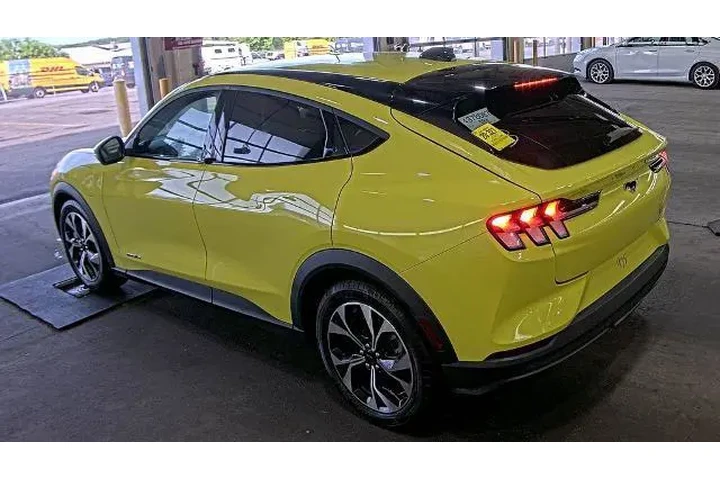 $30898 : Ford Mustang Mach-E 2025 Sel image 3