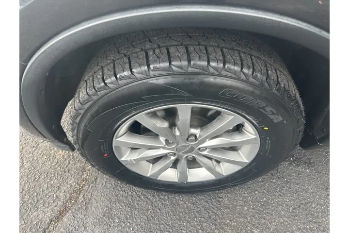 2016 Durango SXT image 3