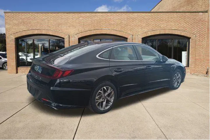 $22500 : Hyundai SONATA 2023 SEL 4dr image 3