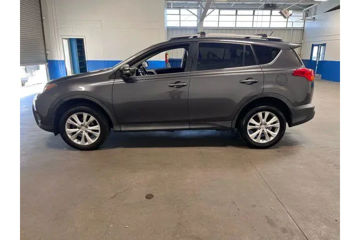 $15959 : Toyota RAV4 2014 AWD Limited image 6