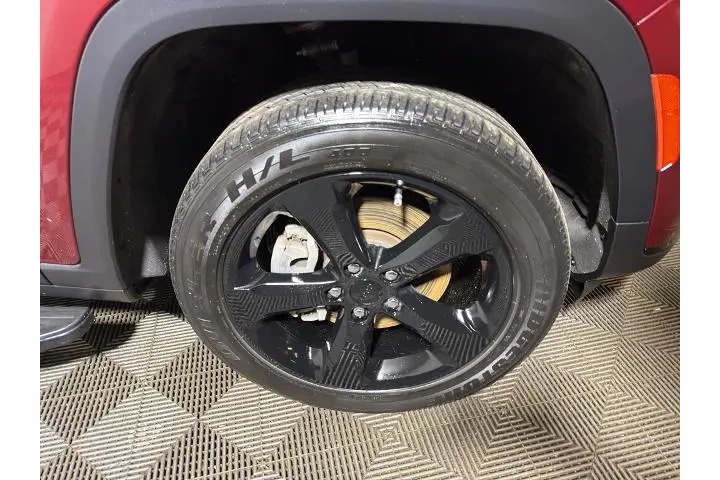 $31995 : Jeep Grand Cherokee L 2023 4 image 7