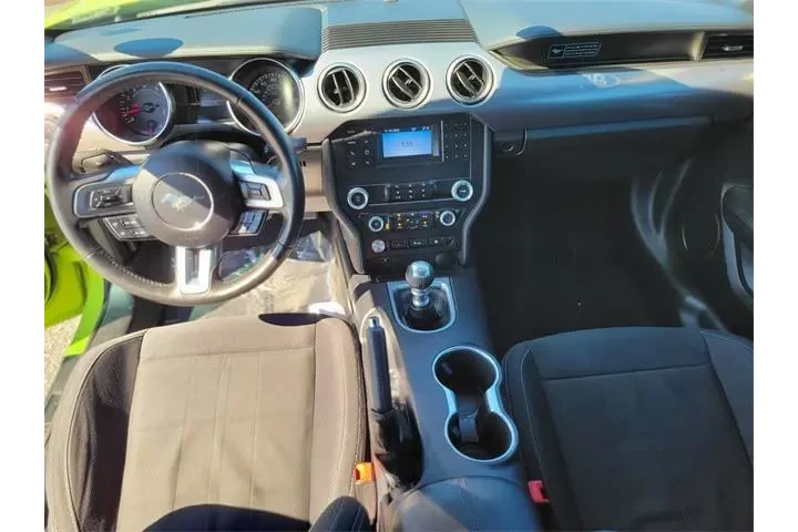 Ford Mustang 2020 GT 2dr Fas image 10