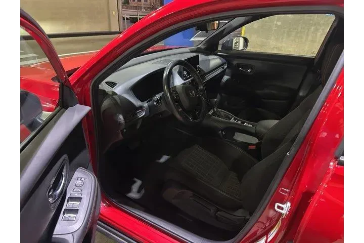 $25995 : Honda HR-V 2023 Sport 4dr Cr image 9