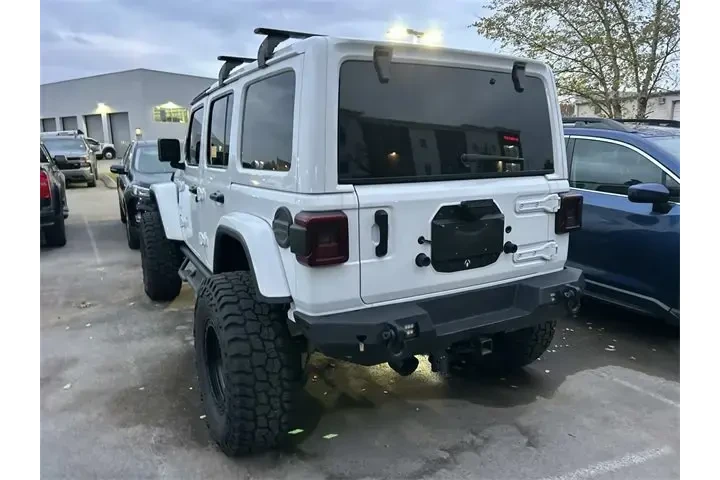 $37985 : Jeep Wrangler 2024 4x4 Sahar image 5