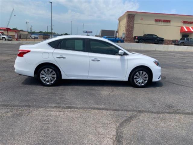 2019 Sentra image 4