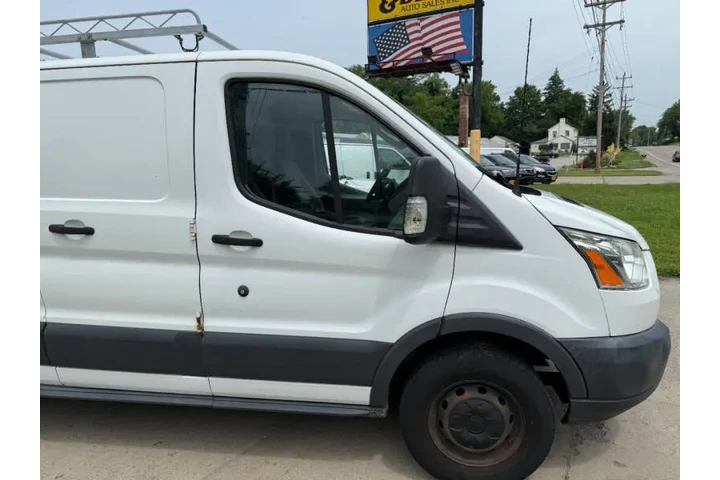 $8695 : 2016 Transit 250 image 4