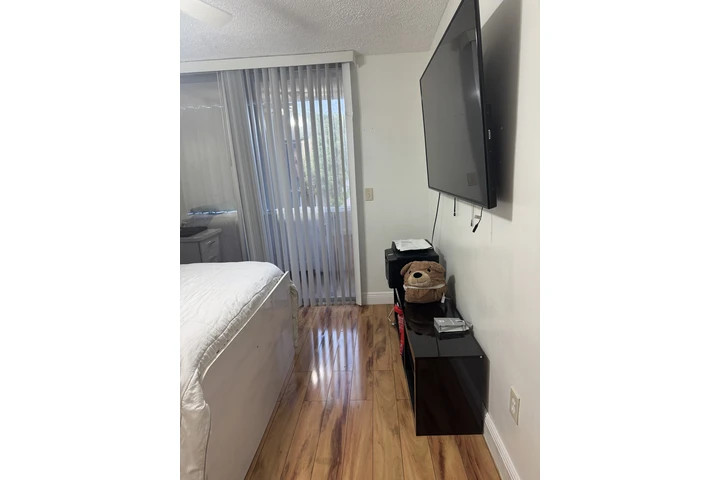 $1000 : Rentó Abitacion amoblada image 6