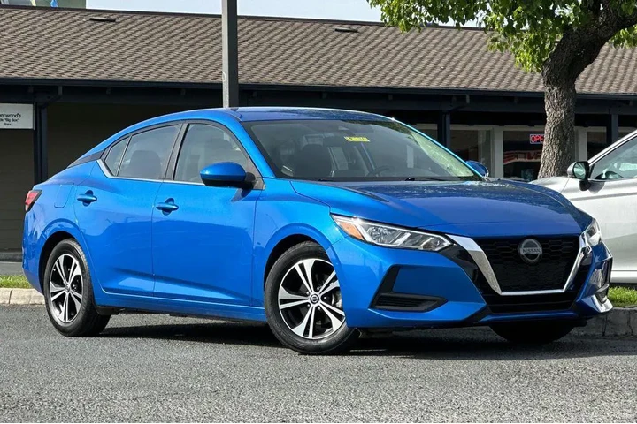 $16646 : Nissan Sentra 2023 SV 4dr Se image 2