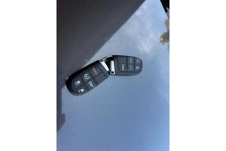 $11999 : 2019 Charger image 7