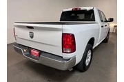 $25431 : Ram 1500 Classic 2024 4x2 SL thumbnail