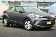 $17994 : Toyota C-HR 2021 LE 4dr Cros thumbnail