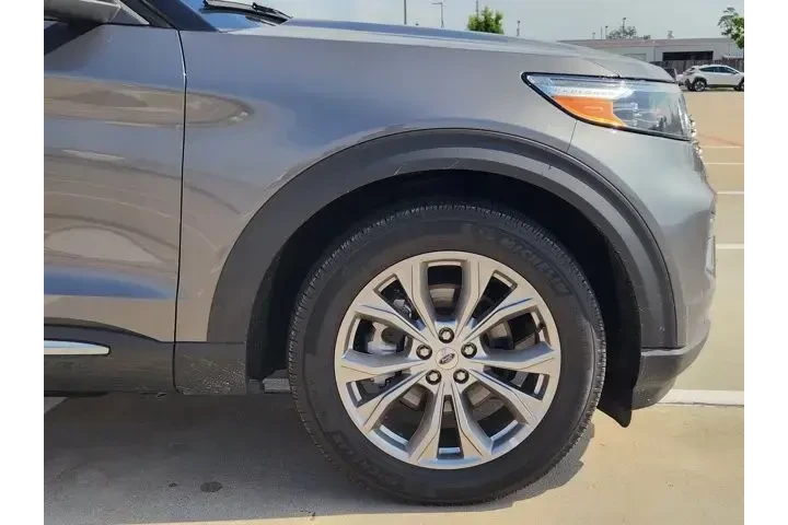 $31555 : Ford Explorer 2024 Limited 4 image 8