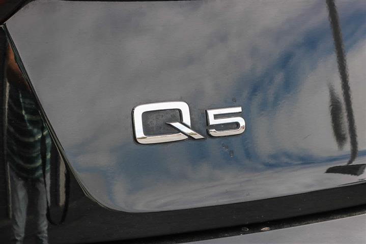 $23790 : Pre-Owned 2021 Audi Q5 Premiu image 9