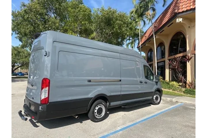 $29900 : Ford Transit 2022 250 3dr LW image 4