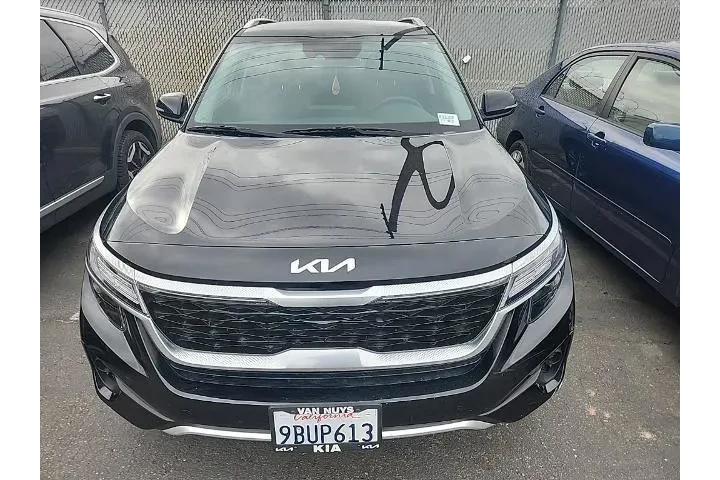 $22691 : Kia Seltos 2023 AWD S 4dr SU image 2