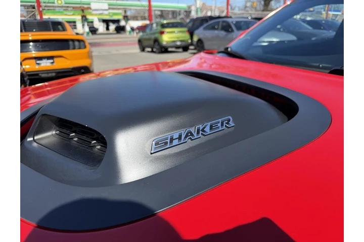 $32990 : Dodge Challenger 2020 R/T Sc image 9