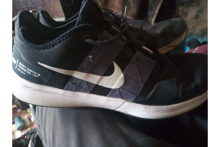 $300 : Tenis del número 29 image 4