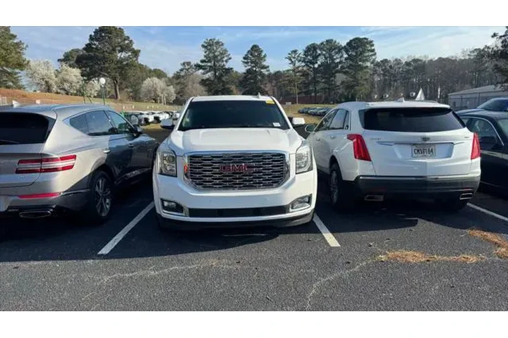 $37771 : GMC Yukon XL 2019 4x4 Denali image 1