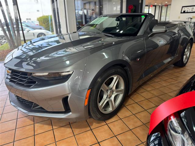 $21000 : Chevrolet Camaro Convertible image 5