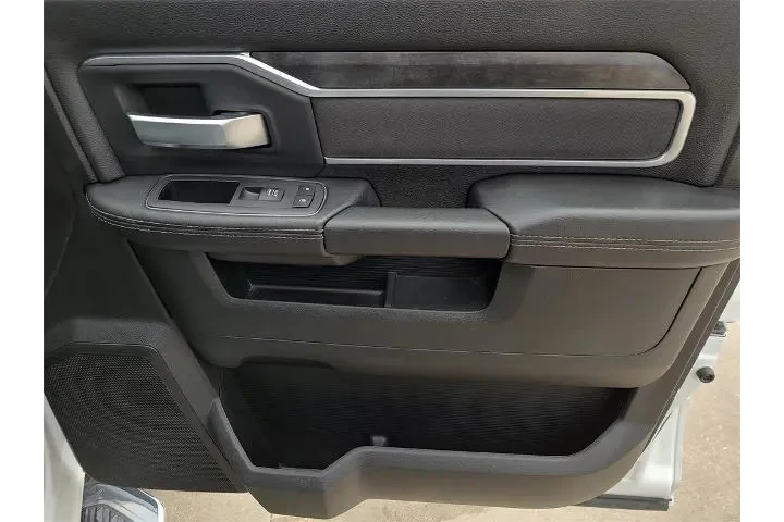 $37466 : Ram 2500 2024 4x4 Big Horn 4 image 9