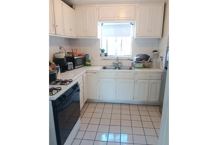 $550 : Rento cuarto privado image 2