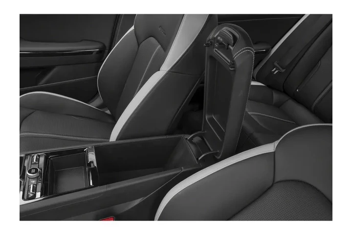 $30999 : 2025 K5 GT-Line image 10