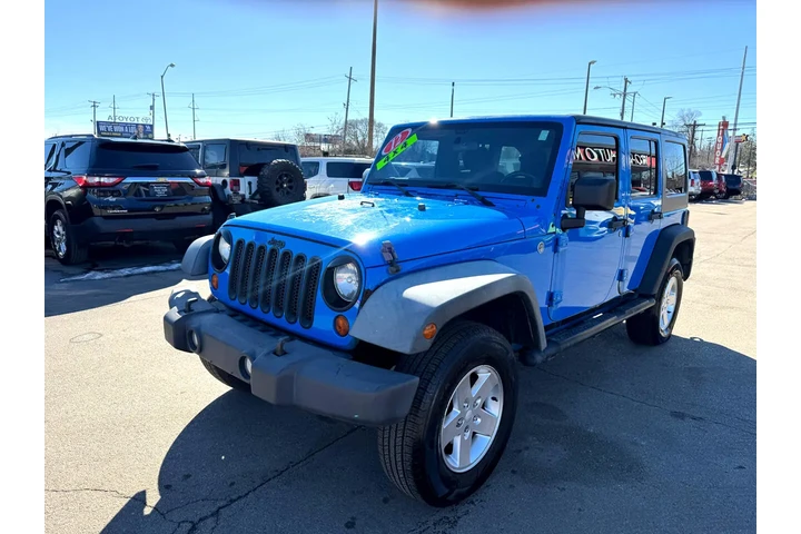$10980 : 2012 Wrangler Unlimited 4WD 4 image 6