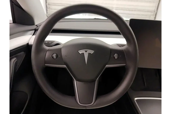 $26998 : Tesla Model 3 2023 4dr Sedan image 10