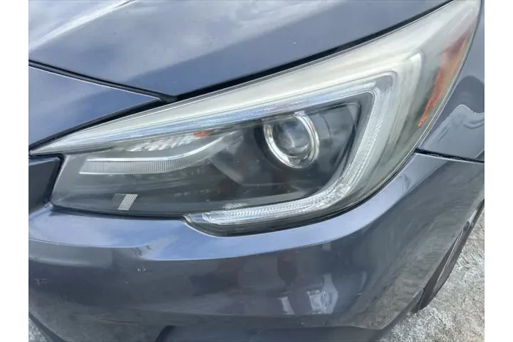 $12299 : Subaru Outback 2018 AWD 2.5i image 2