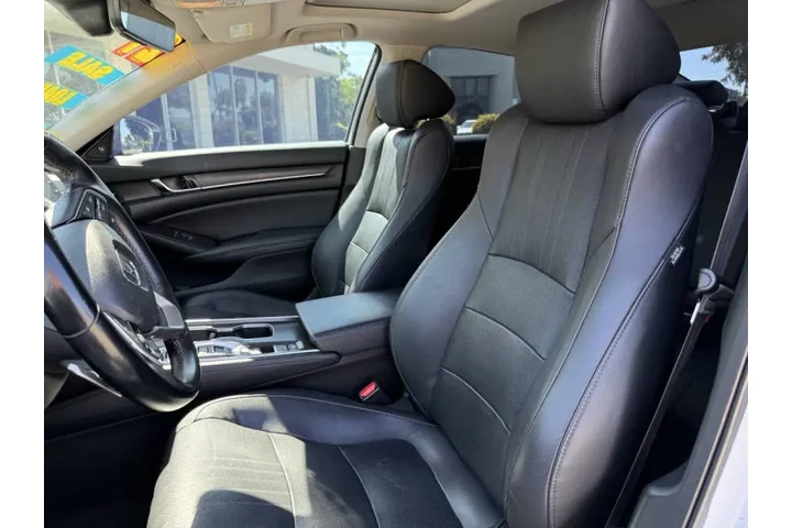 2021 Accord Hybrid Touring image 9