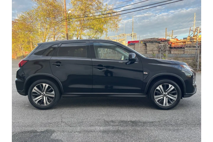 $12988 : 2020 Outlander Sport Black Ed image 7