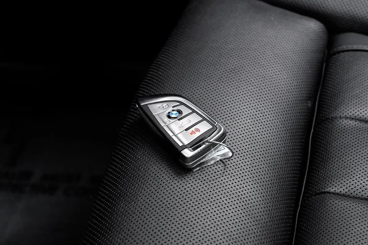 $36990 : 2020 X7 xDrive40i image 1