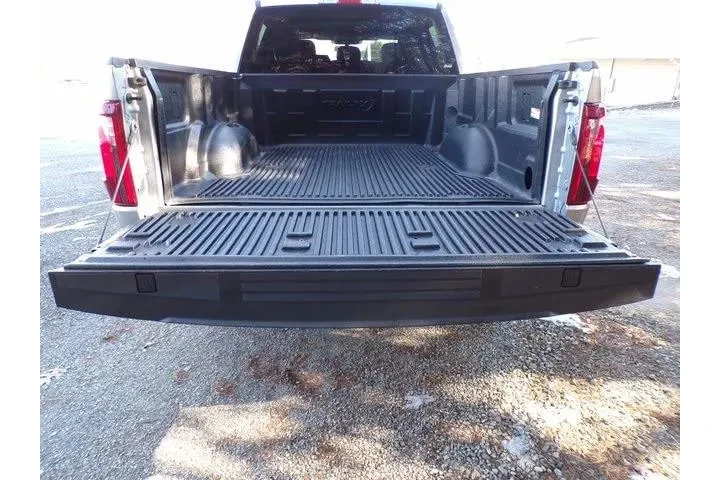 $36963 : Ford F-150 2024 4x4 XLT 4dr image 7