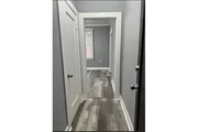 SINGLE & 1 BEDROOM APARTMENTS