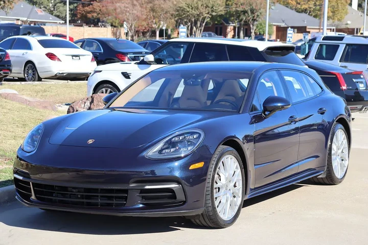 $49998 : 2018 Panamera 4 image 5