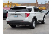 $26997 : Ford Explorer 2022 AWD XLT 4 thumbnail