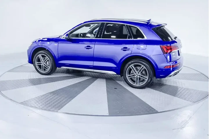 $28420 : Audi Q5 2022 AWD e quattro S image 5