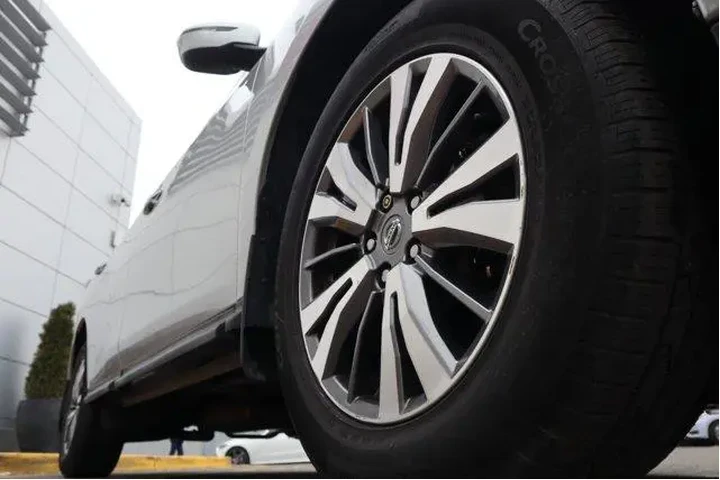 $13684 : Nissan Pathfinder 2019 4x4 S image 9