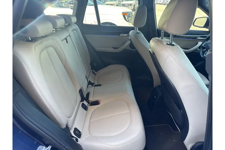 $21950 : BMW X1 2021 sDrive28i 4dr Sp image 8